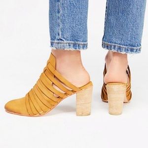 NEW Free People Byron Strappy Mule, Camel, Sz 6